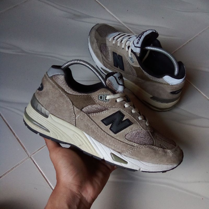 NEW BALANCE 991 x JJJJOUND