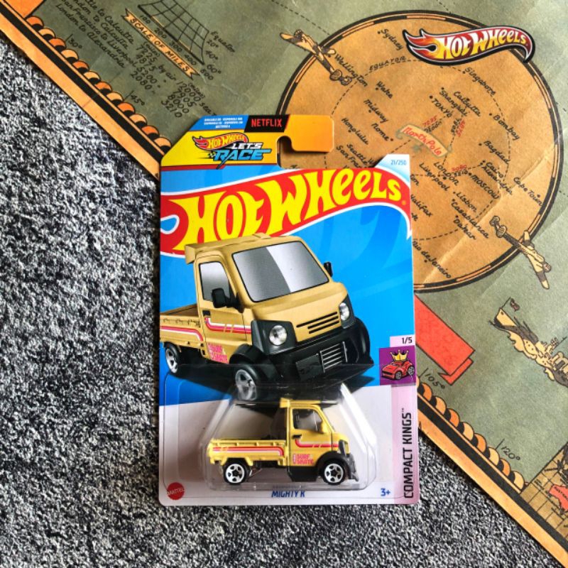 [ HTC96 ] Hot Wheels Regular Mighty K Gold Pick Up - Mainan Mobil Balap
