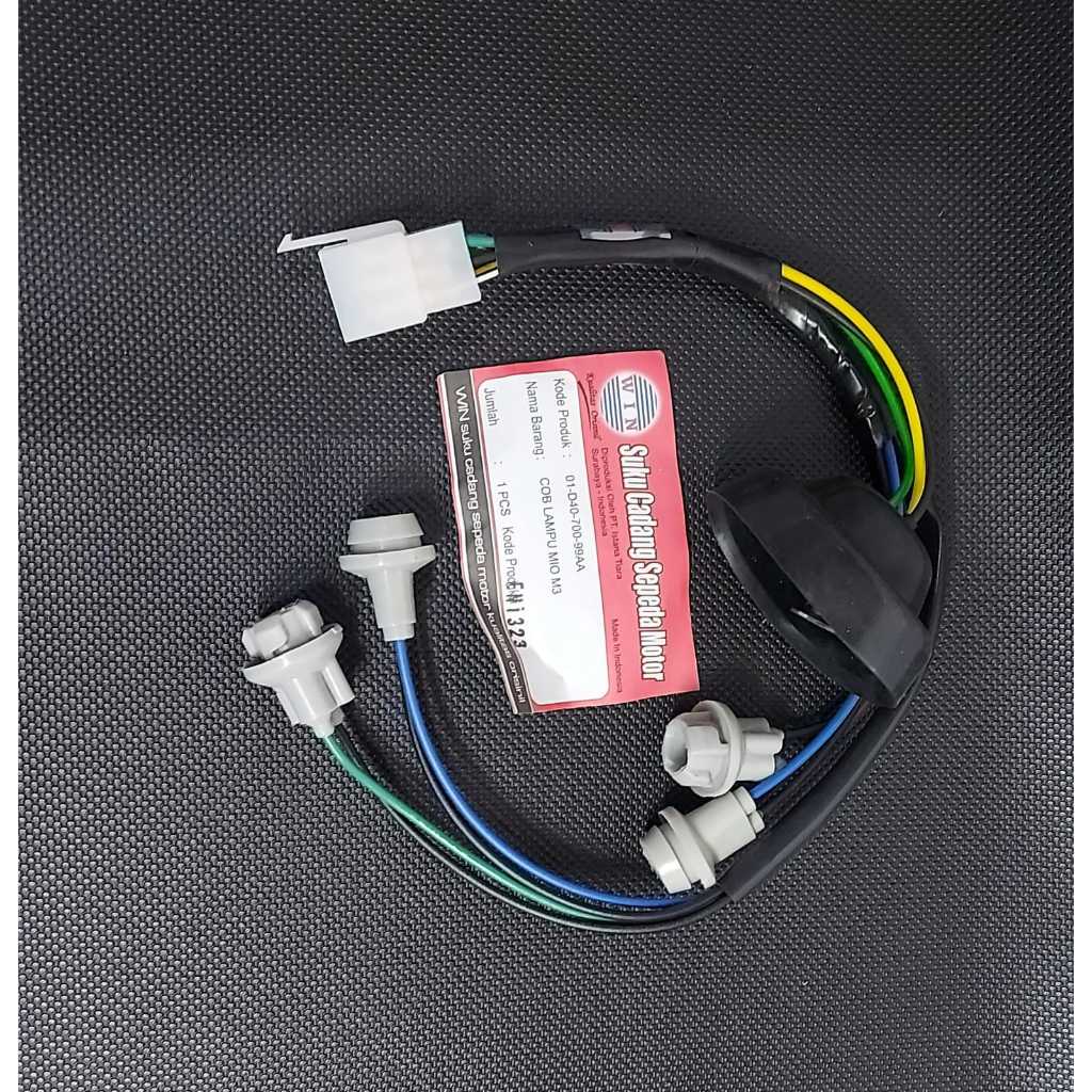 FITTING LAMPU , SOKET LAMPU , FITTING SOKET LAMPU DEPAN MIO-M3 WIN