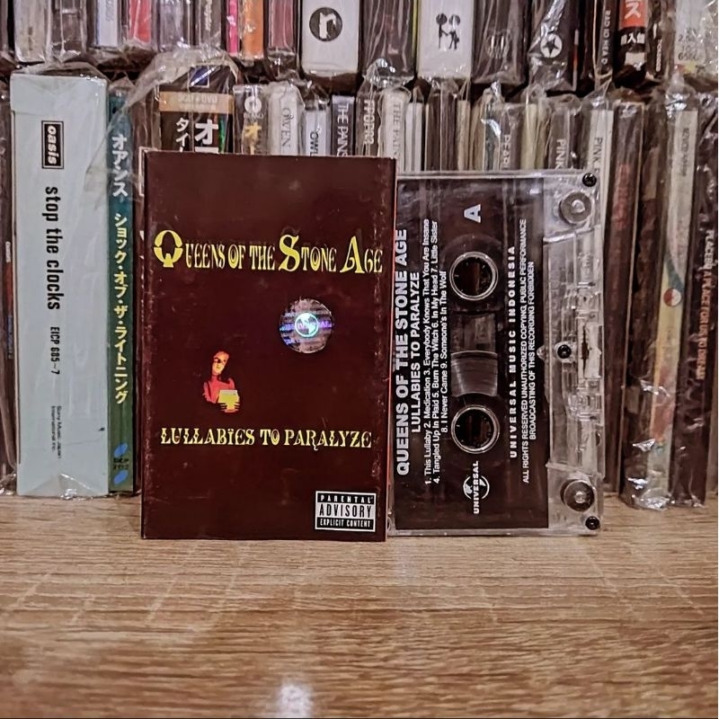 KASET PITA ORI Queens of The Stone Age - Lullabies to Paralyze