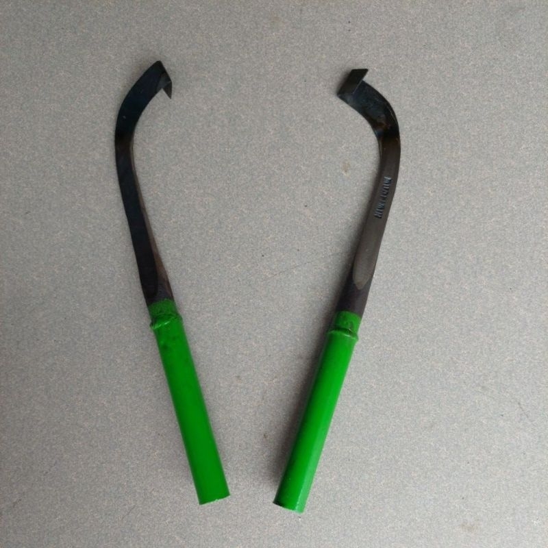 PISAU SADAP KARET MUALIMIN TARIK DORONG