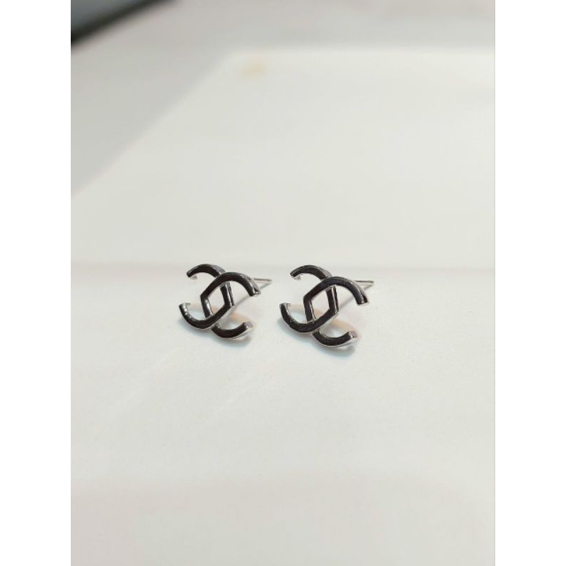 Anting Emas Putih Jepit 1.93 Gram 17K 750 (AH168)