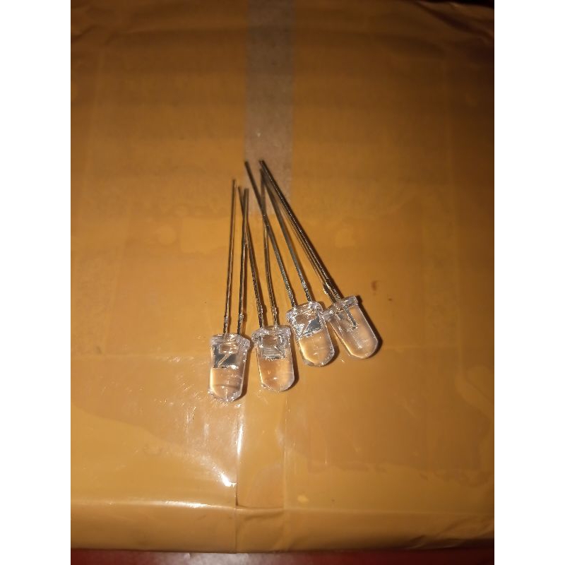 lampu LED 3mm kedip kedip 3 warna