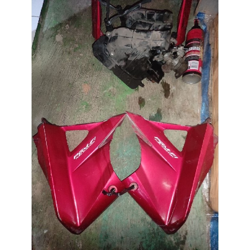 Tutup Mesin Revo At/Metic
