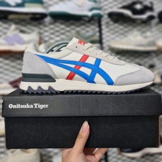 EOS - Sepatu Sneakers Onitsuka Tiger California