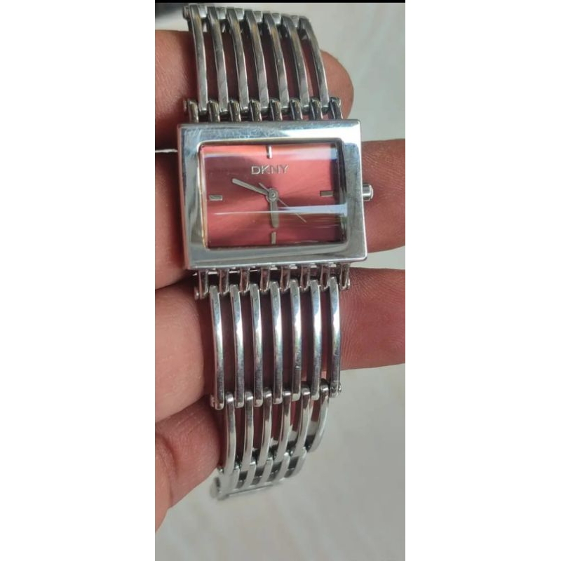 Jam tangan vintage ladys full original Swiss red dial antik clasisc