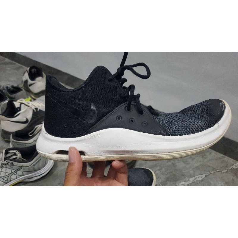 sepatu volly second 42.5