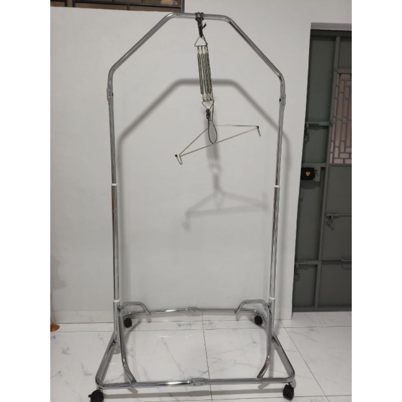 Ayunan besi buai baby chrome