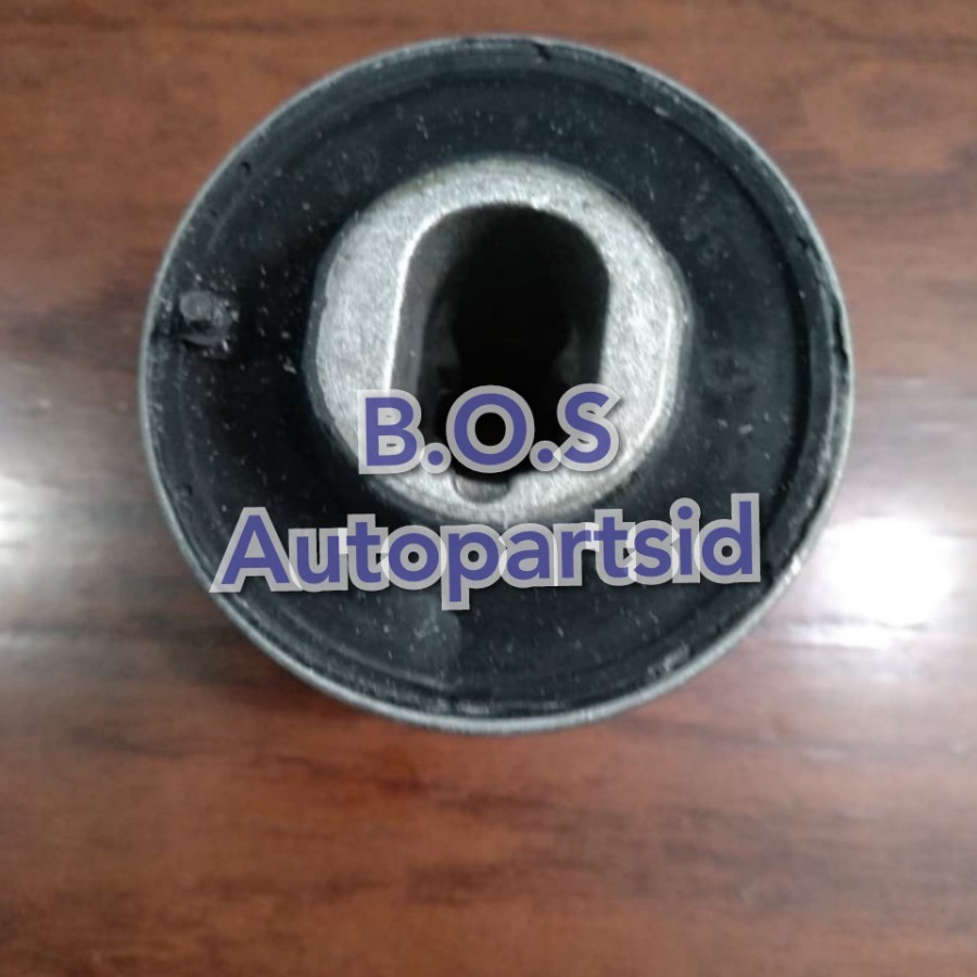 Bushing Arm Mercedes CL203 S203 W203