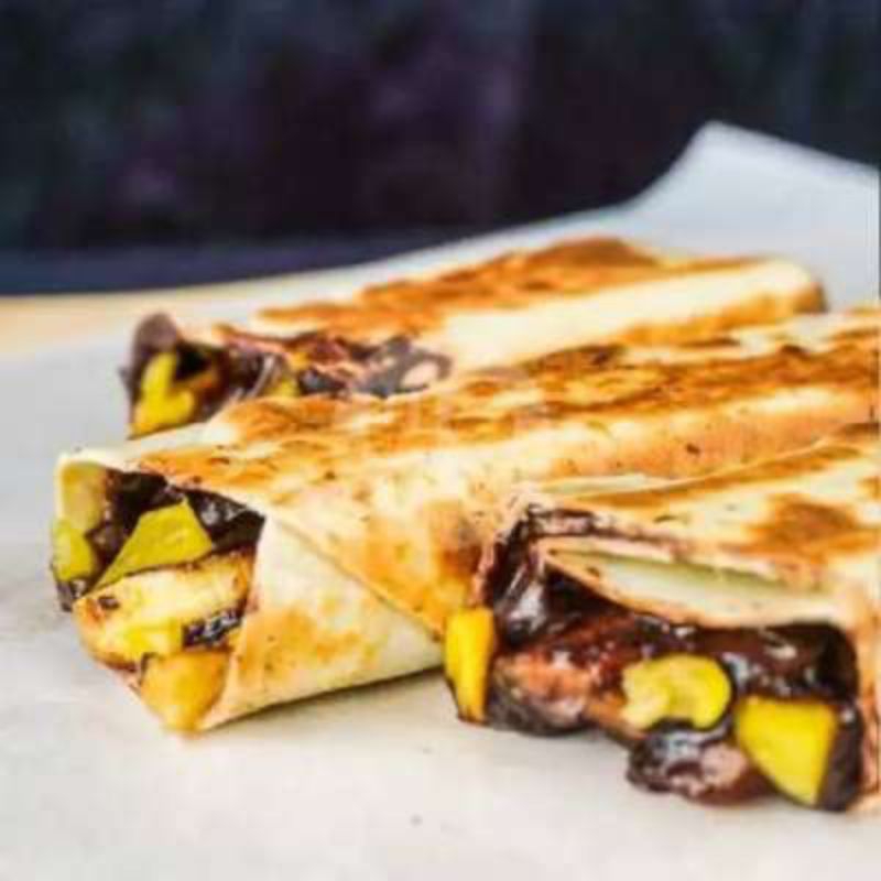 

Kebab Pisang Lumer / Kebab Manis/ Jajanan Anak Medan