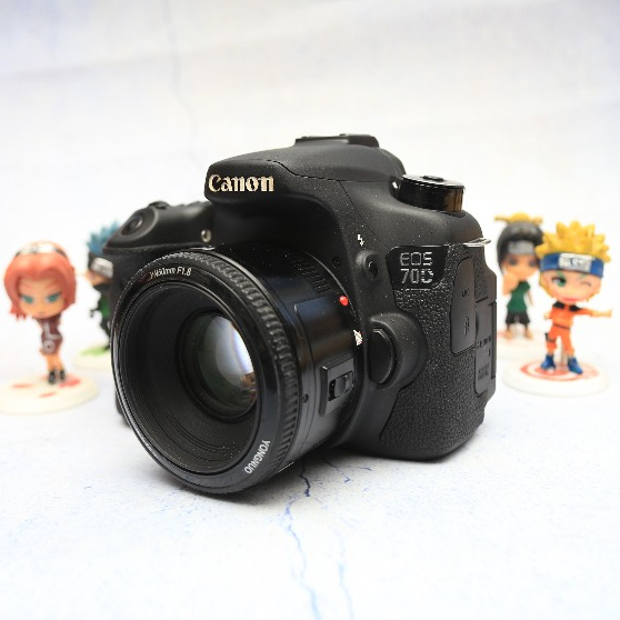Canon 70D Lensa Fix Yongnuo 50mm F1.8 Kamera DSLR Bergaransi -Likenew
