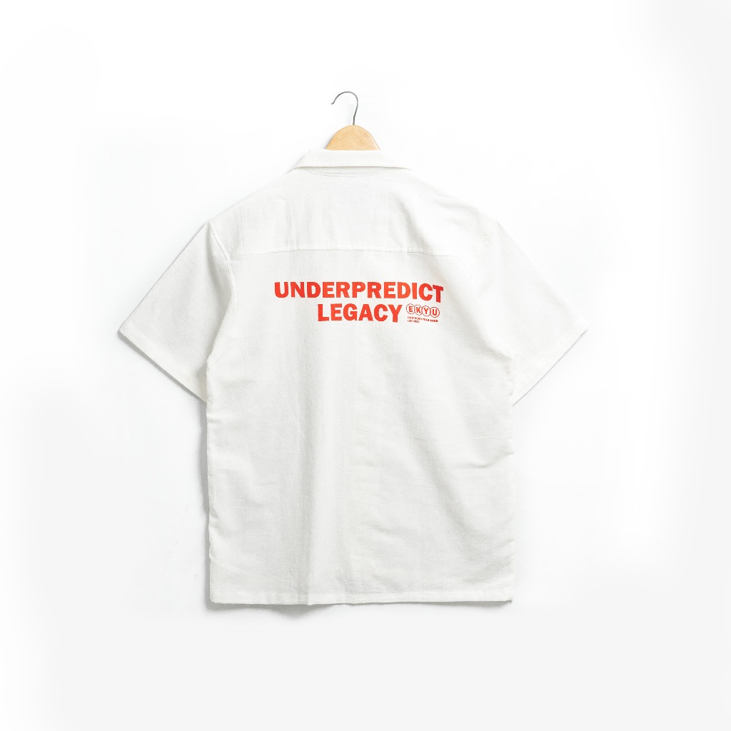 Ekyu ID - Kemeja Pendek Oversize broken white "Underpredict Legacy"