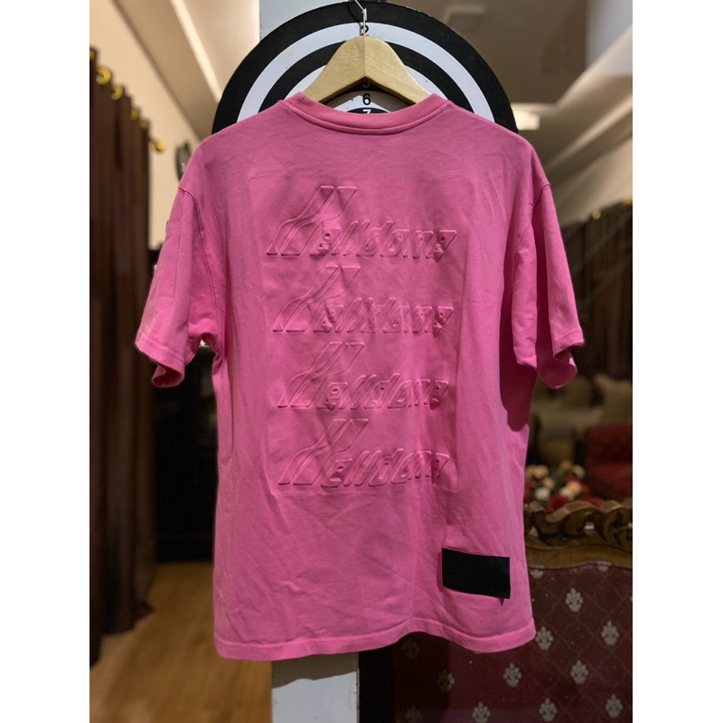 Kaos Welldone Embossed Letter