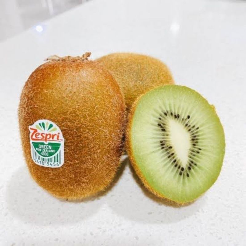 

kiwi green / buah kiwi fresh / buah kaya manfaat