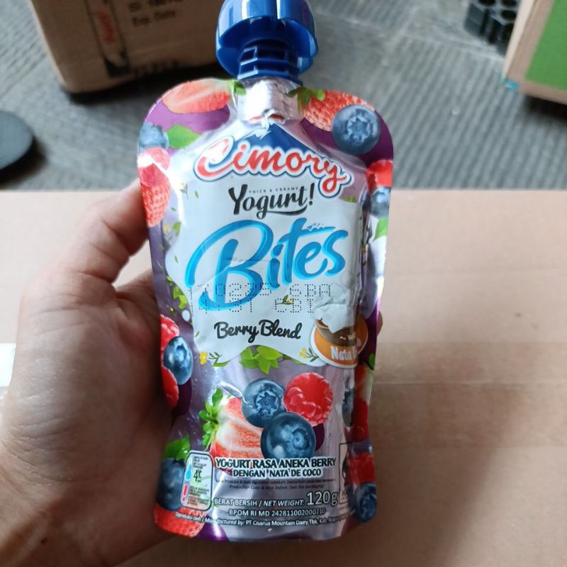 

Cimory yogurt bites berry blend 120gr