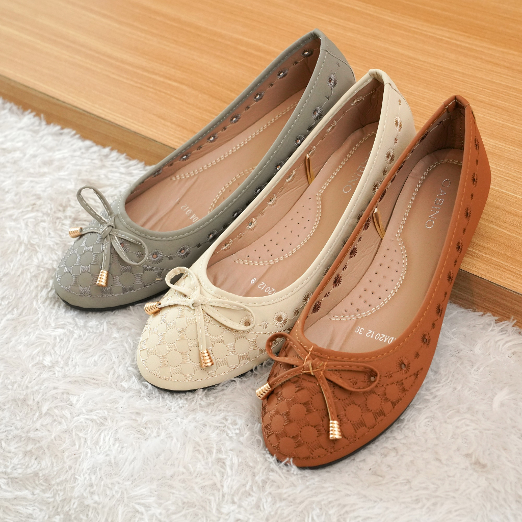 Gabino Sepatu Wanita Flat Casual