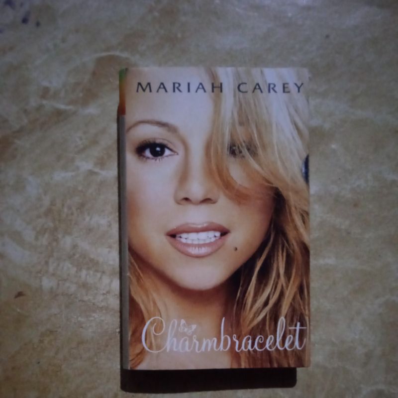kaset pita mariah carey charmbracelet