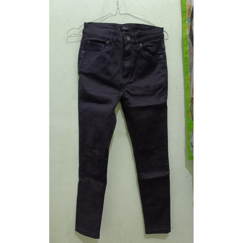 celana hitam, preloved