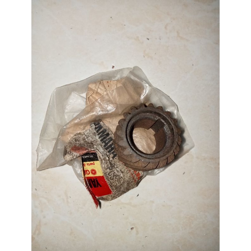 Gigi gear gir primer yamaha dt dt100 dt125 rs rs100 rx rx100 rxs original baru japan
