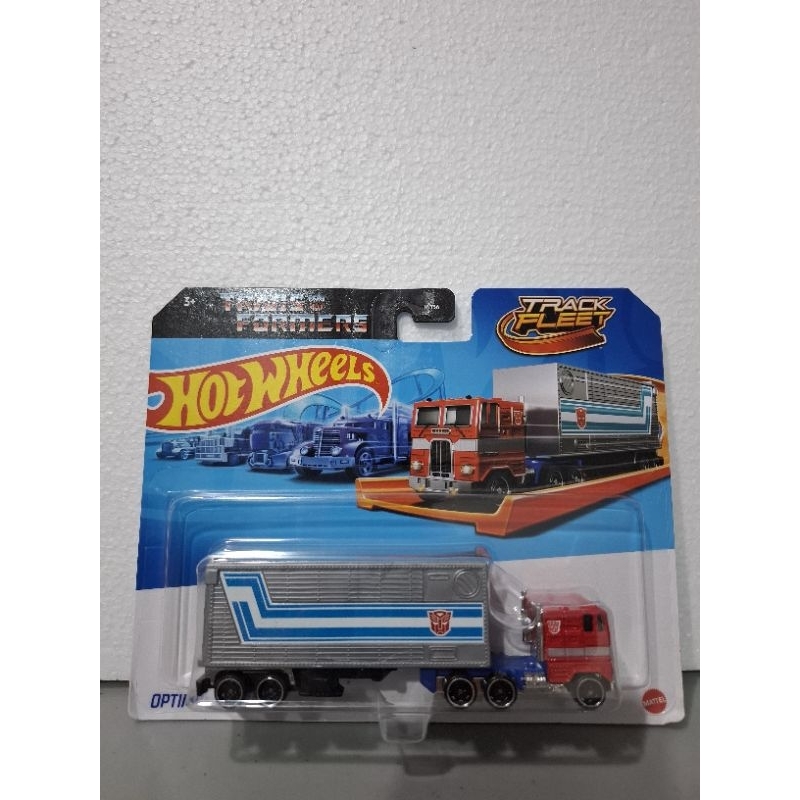 Hot Wheels Track Fleet Optimus Prime