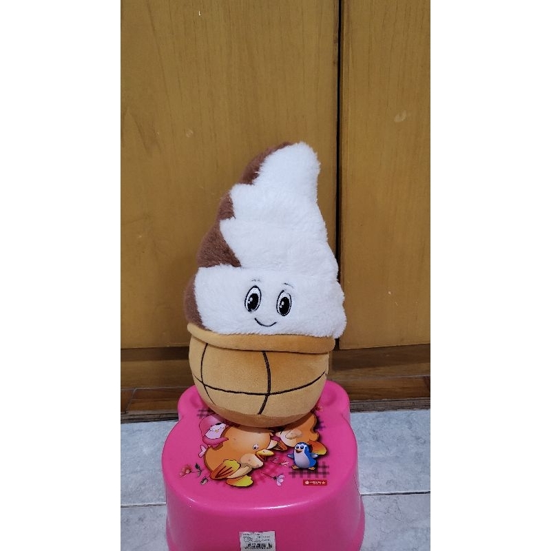 boneka es krim