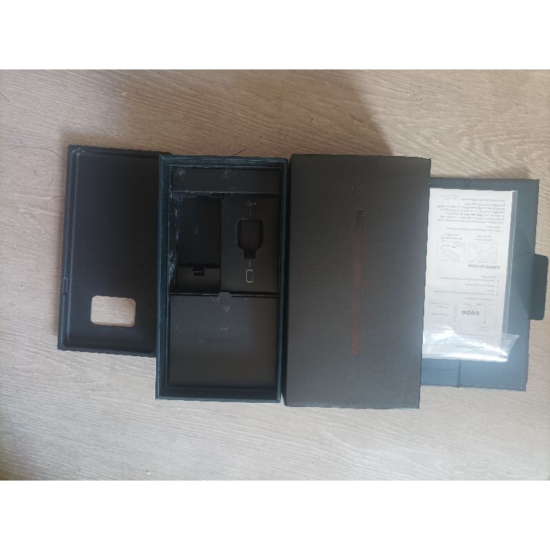 

dus box bekas Samsung galaxy note 9