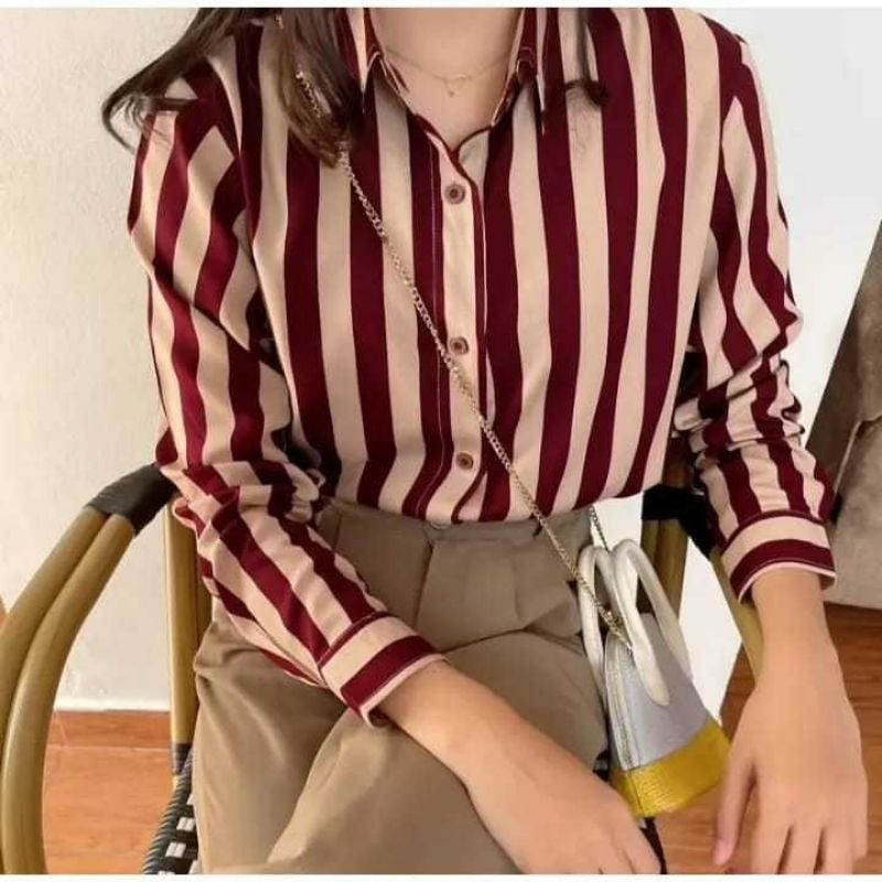 kemeja wanita lengan panjang//top atasan wanita motif garis garis//baju wanita trend// kemeja wanita