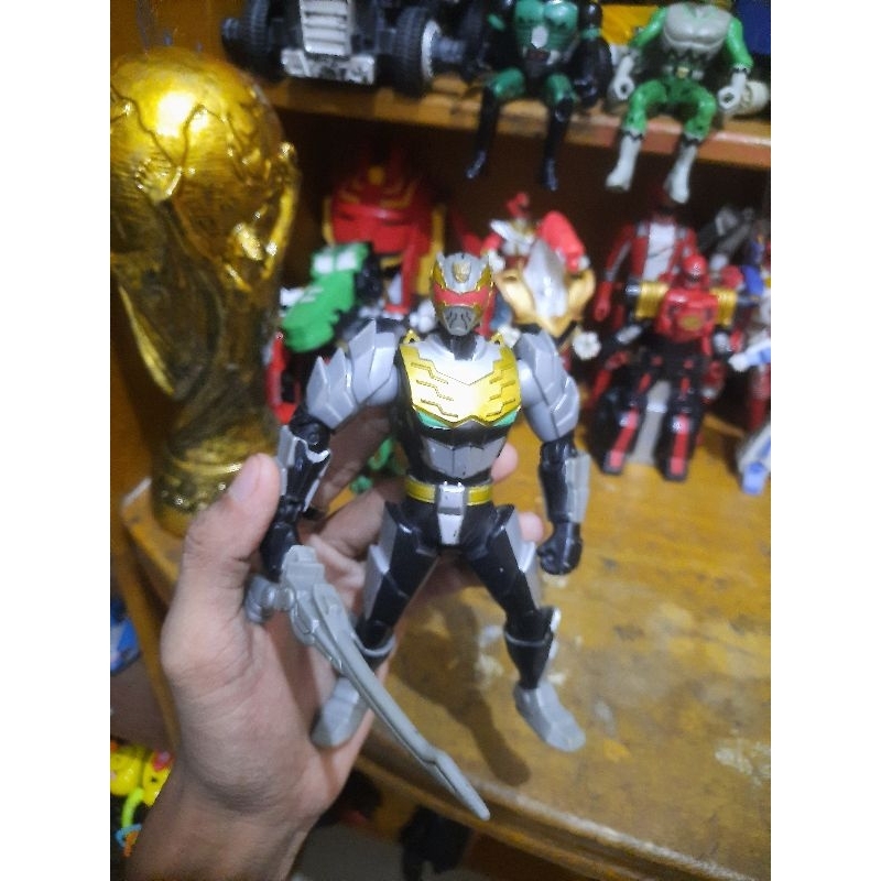Knight Ranger Megaforce Bandai