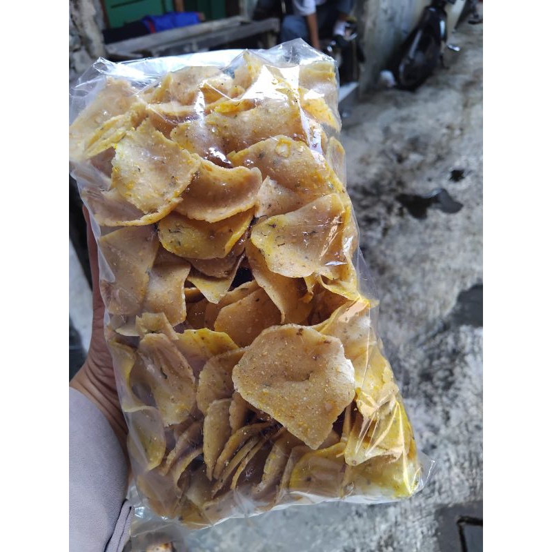 

Kerupuk Tahu 1/2 kg