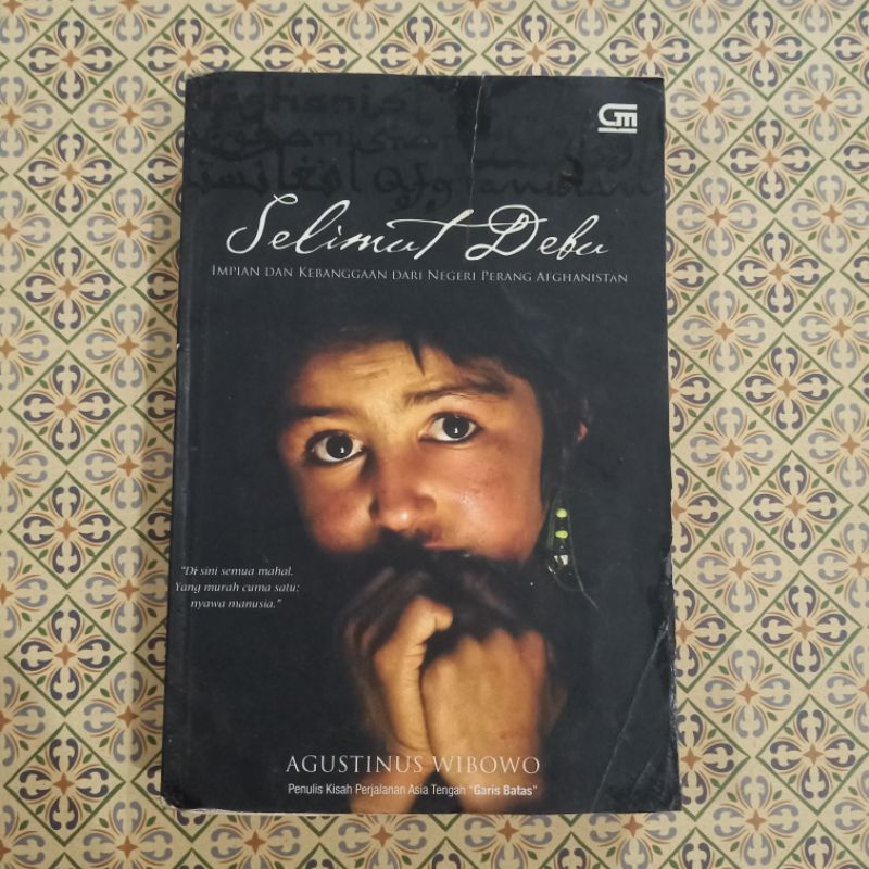 Selimut Debu - Agustinus Wibowo