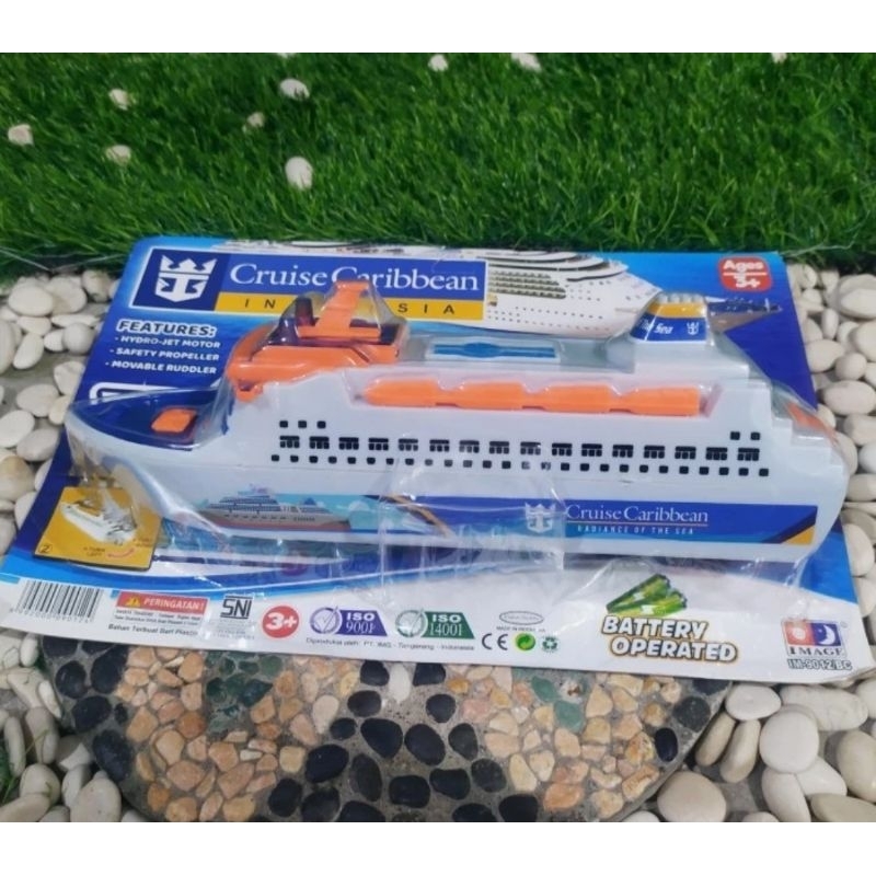 Mainan perahu kapal pesiar berjalan di air - Kapal pesiar feri non remot kontrol
