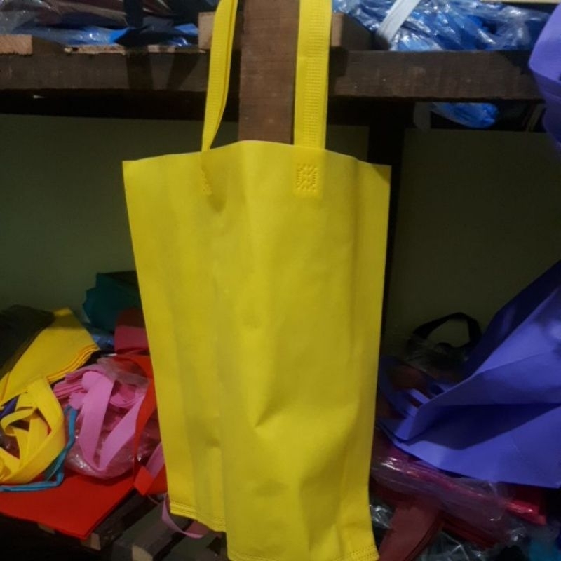

tas oval kuning 30x40 cm 75 gsm