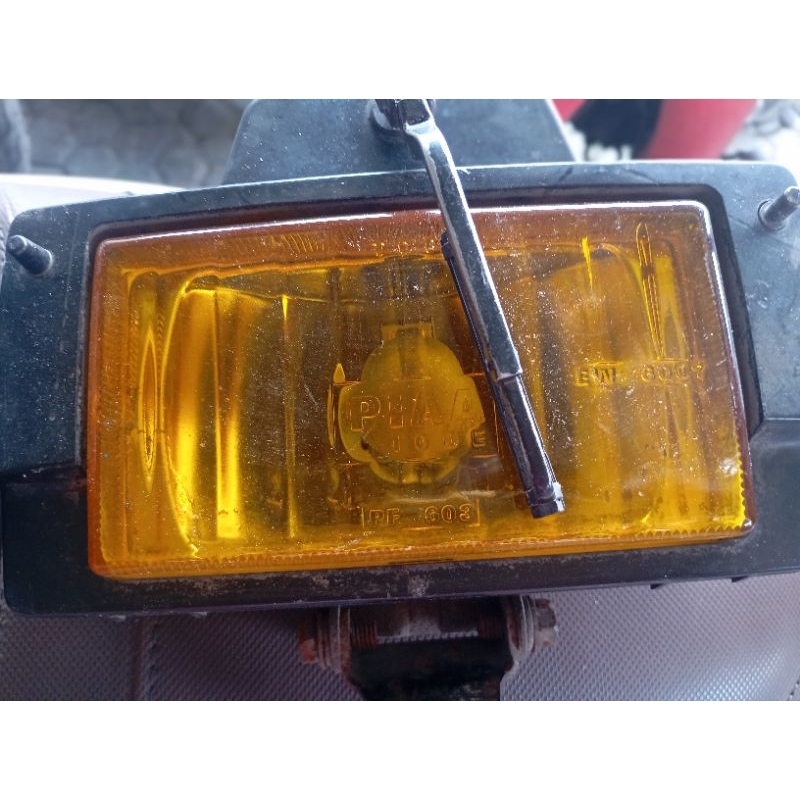 lampu sorot tembak mobil original Piaa Ew6007