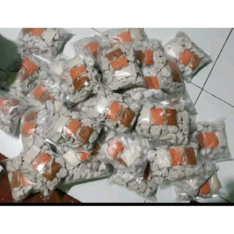 

basreng mentah, isi 30 biji, lengkap dengan bumbunya