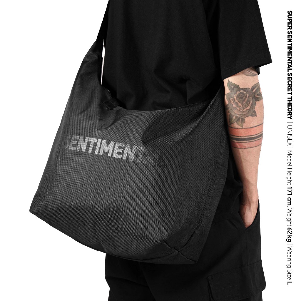 SSST Lunar Tas Selempang Hitam