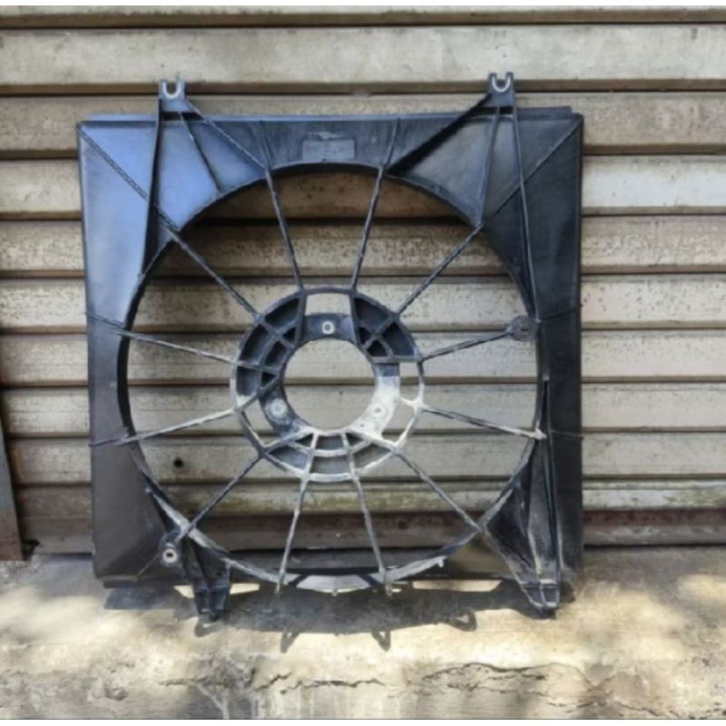 Rumah Tebeng Kipas Radiator Avanza N Xenia Lama - Original Copotan