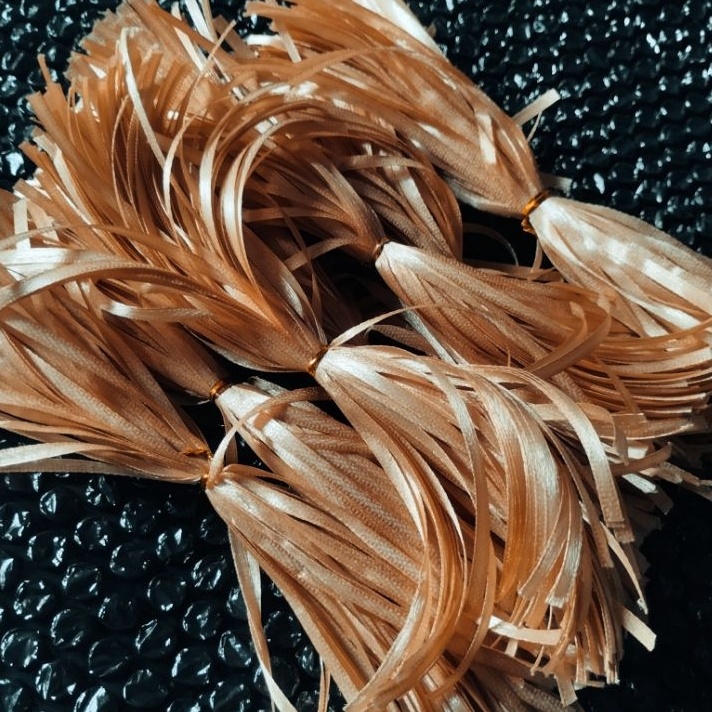 

TERJAMIN BAGUS Tali pita untuk souvenir warna gold