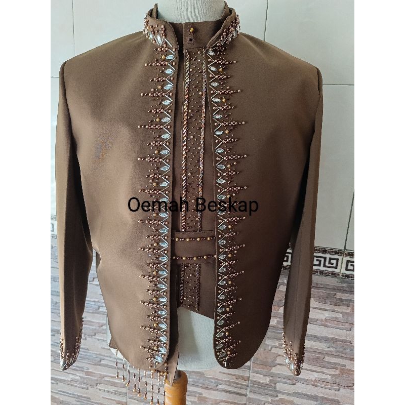 Beskap Pengantin modern, Beskap Jawa, Basofi