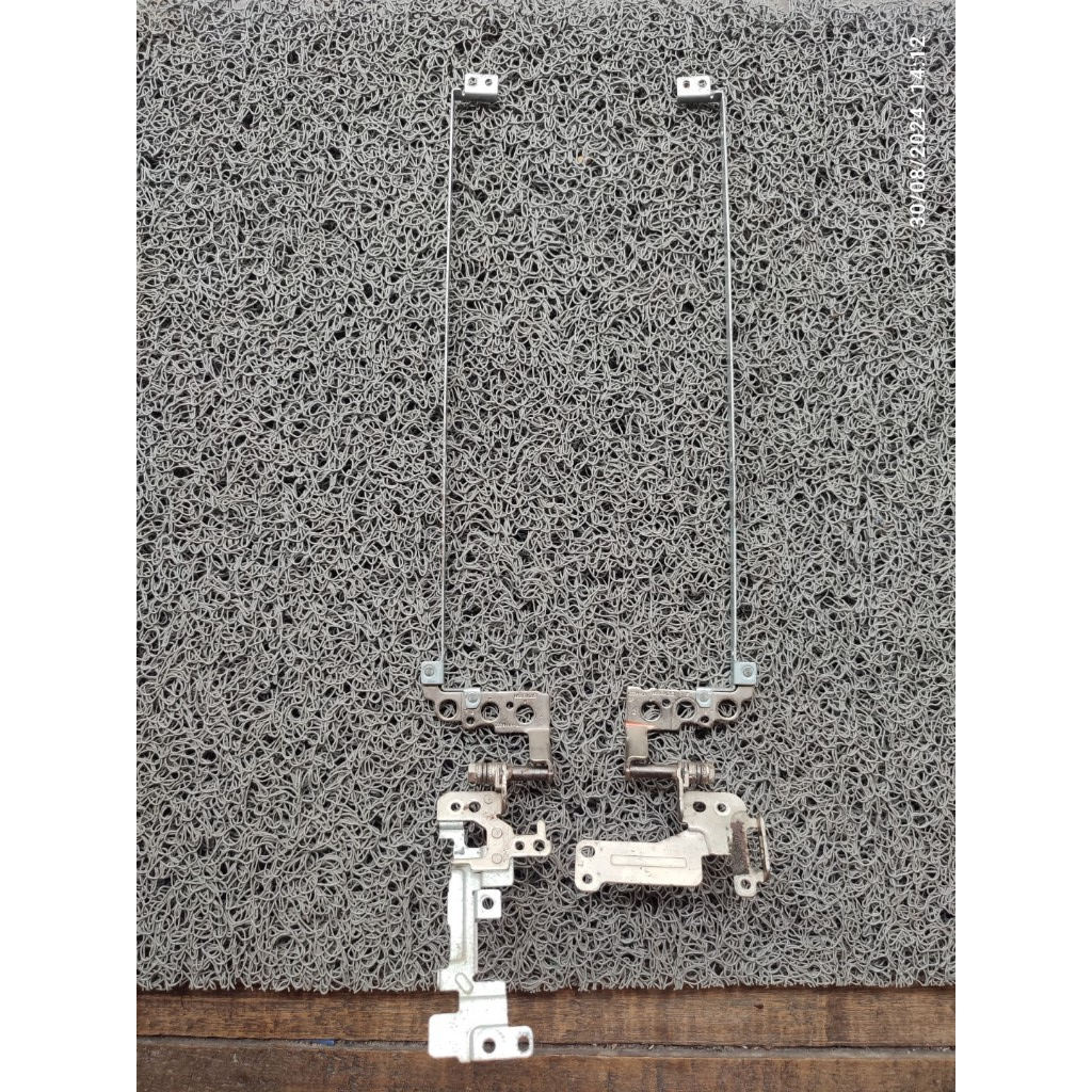 Engsel Casing Toshiba C55-B C55 B C50-B C50 B