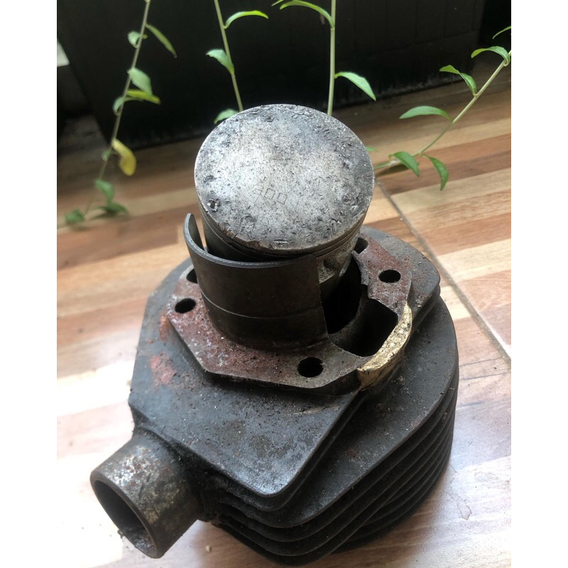 BLOK VESPA LUBANG TIGA / 3 ORIGINAL COPOTAN