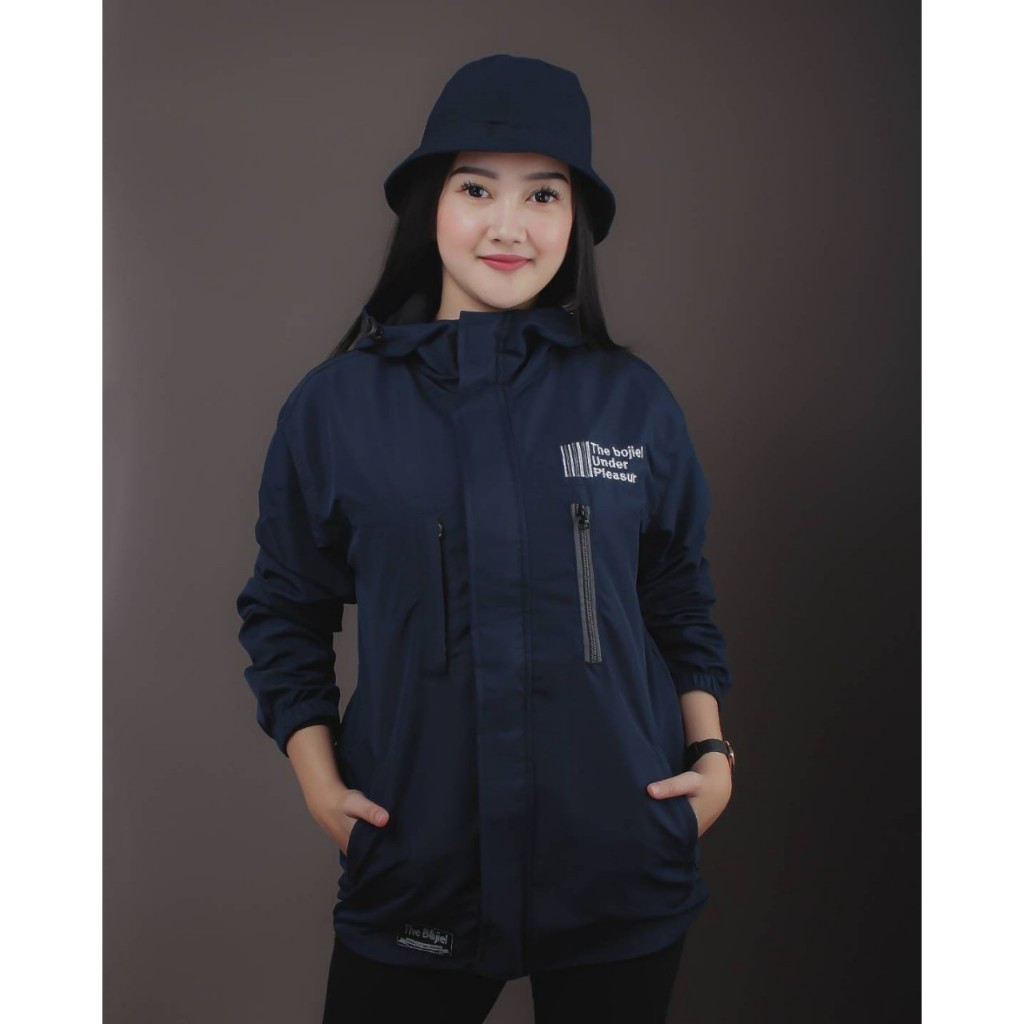 Jaket Pendaki Gunung Outdoor Waterproof