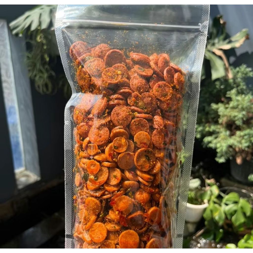 

Cemilan Sosis Goreng Rajangemil Khas Bandung Pedas