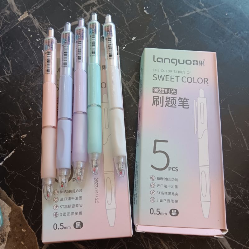 

1 pcs Pulpen Sweet Gel 0.5 Pulpen Gel Mirah Grosir Premium