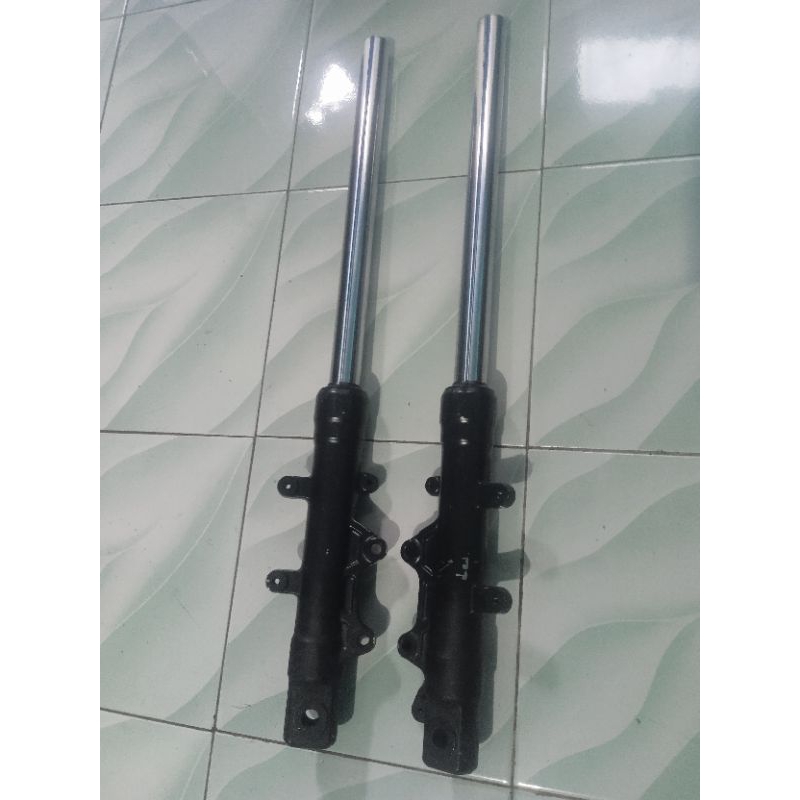shockbreaker depan as tabung TMAX 500 dobel cakram as shock 33  bisa buat r15 v2   ninja r rr vixion