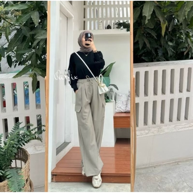 Celana Cargo Wanita | OUTFIX Tommy Cargo Pants Crush Rock | Korean Casual OOTD | Limited Edition | E