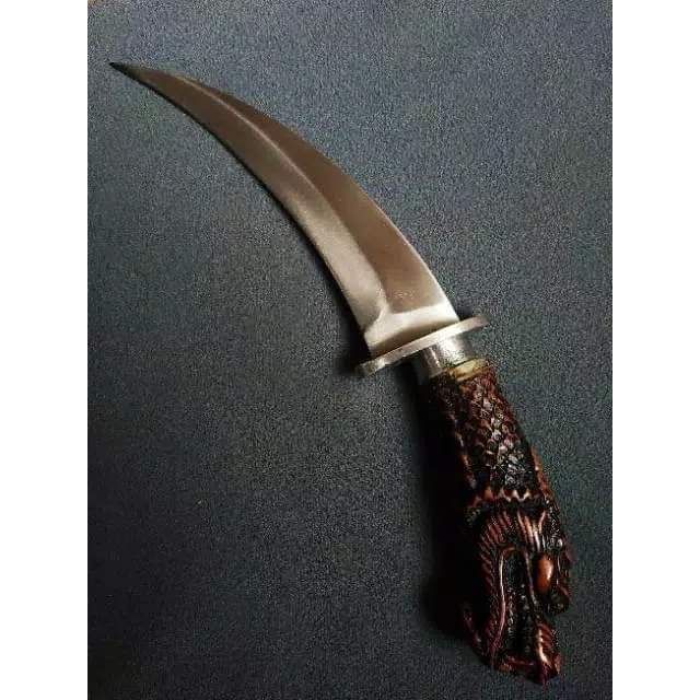 PISAU HANTER BERBURU TRADISIONAL BABI HUTAN