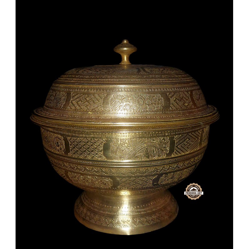 Bokor tutup / abun kuningan ukir kuno PALEMBANG / BANJAR ( Bt - 18 )