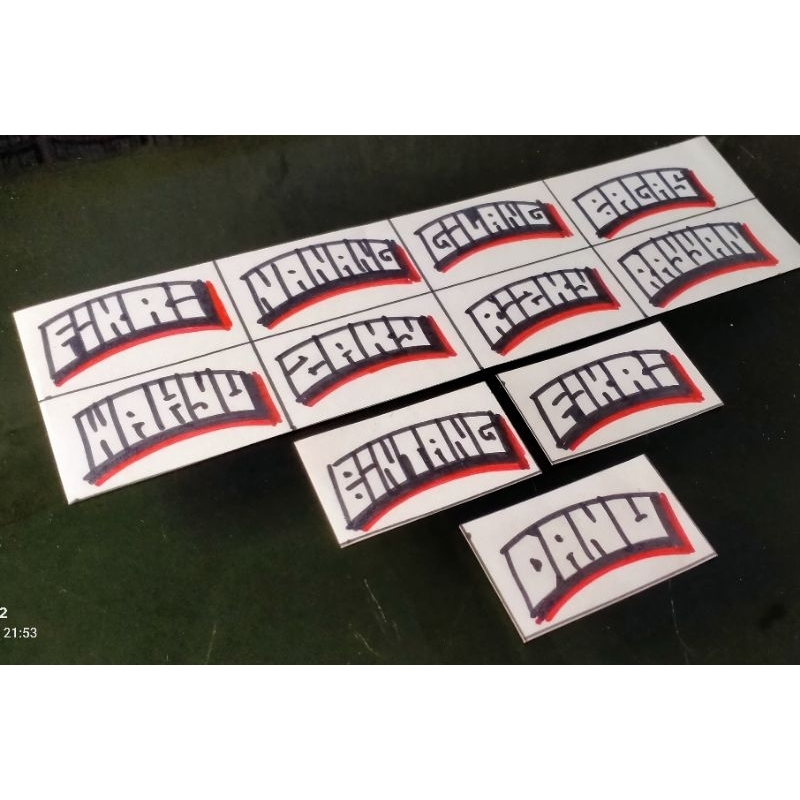 

Stiker Custom Nama 5cm x 3cm.