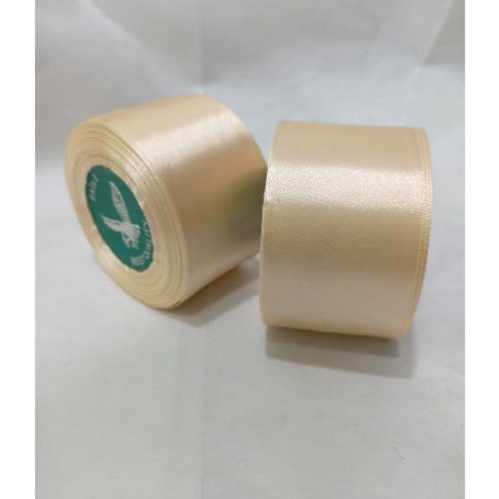 

CEPAT Pita satin cream 15 inch 4 cm Per roll