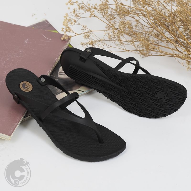 Sabina Boba Sandal Wanita Dari bahan perpaduan karet dan plastik